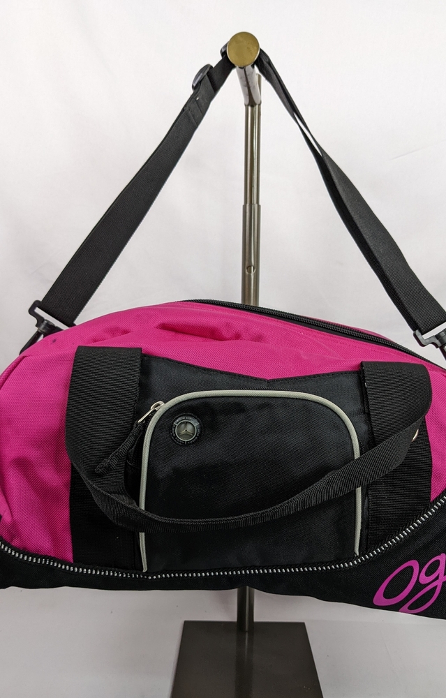 OGIO HALF DOME DUFFEL BAG.